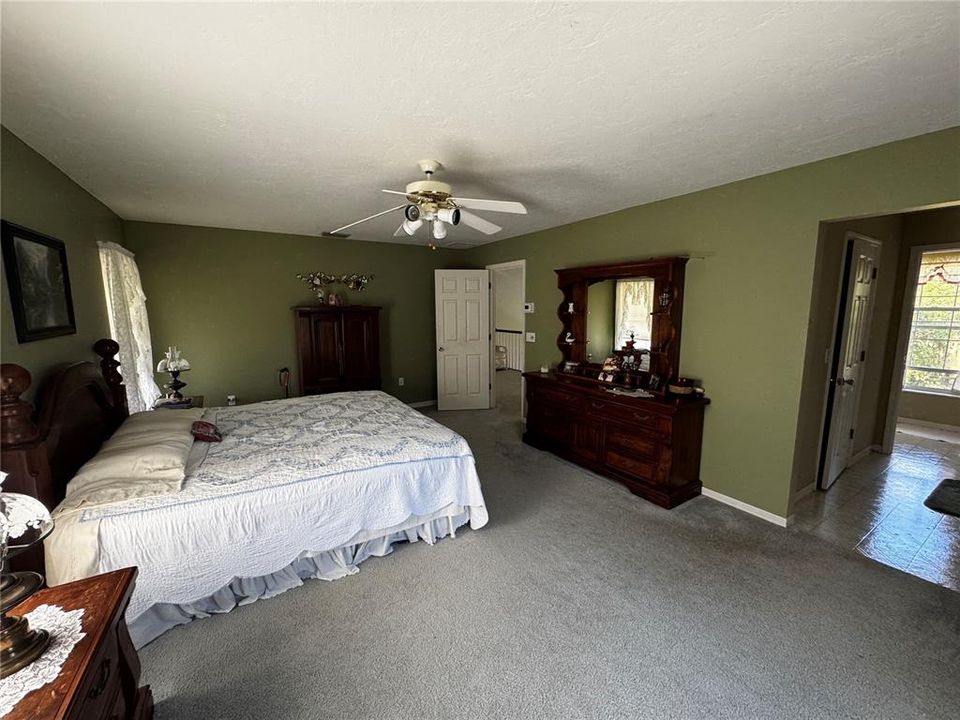 For Sale: $895,000 (4 beds, 2 baths, 2174 Square Feet)