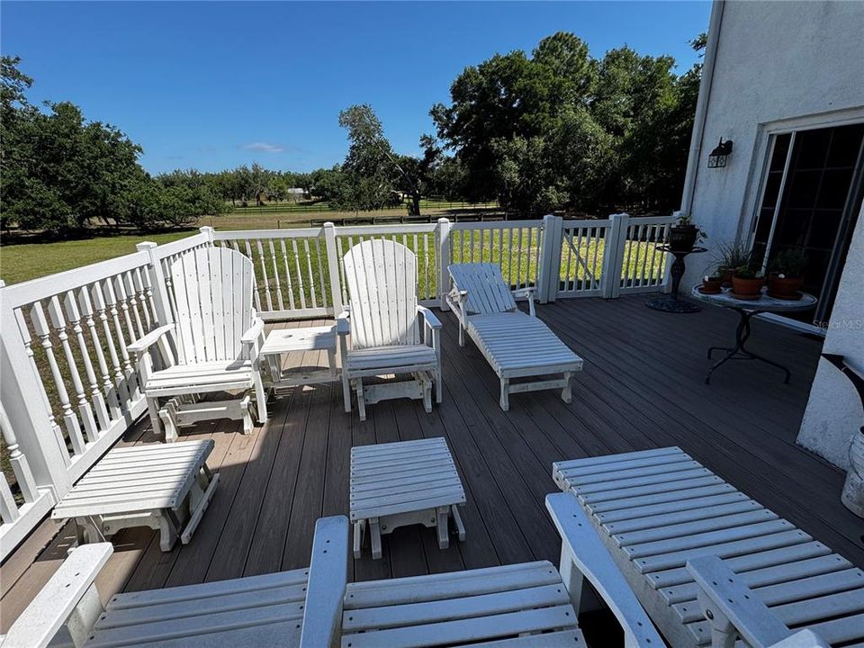 For Sale: $895,000 (4 beds, 2 baths, 2174 Square Feet)