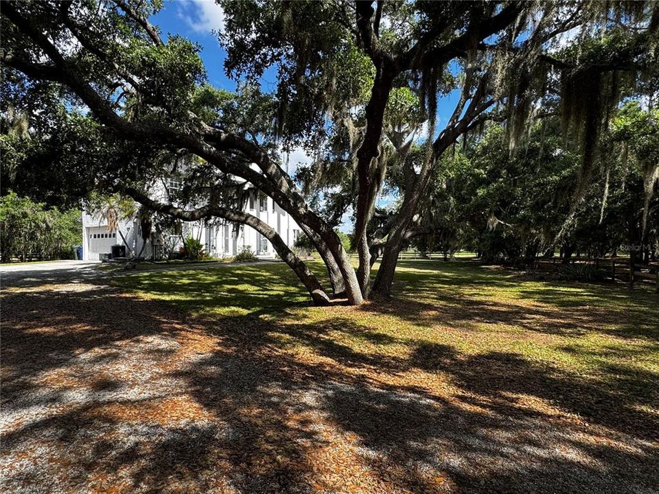 For Sale: $895,000 (4 beds, 2 baths, 2174 Square Feet)