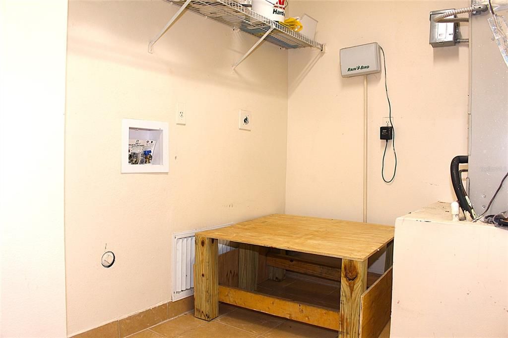 В аренду: $2,200 (3 спален, 2 ванн, 1369 Квадратных фут)