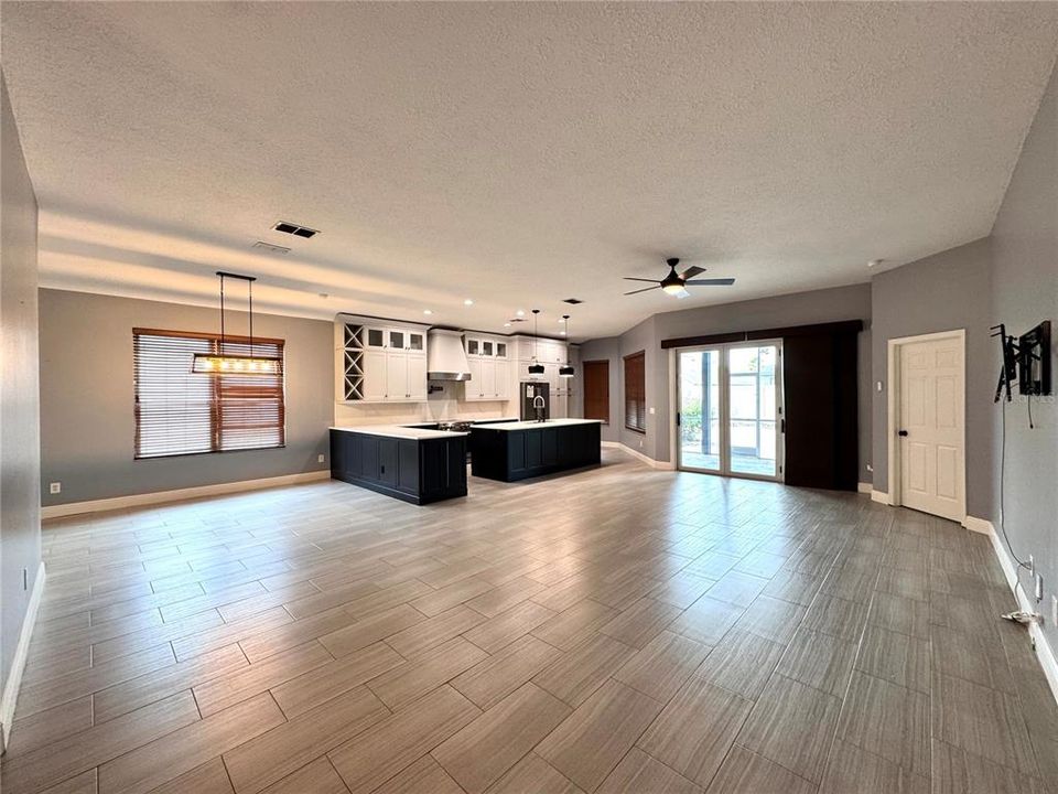 En Renta: $2,699 (3 camas, 2 baños, 1953 Pies cuadrados)