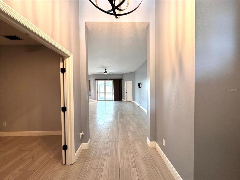 En Renta: $2,699 (3 camas, 2 baños, 1953 Pies cuadrados)