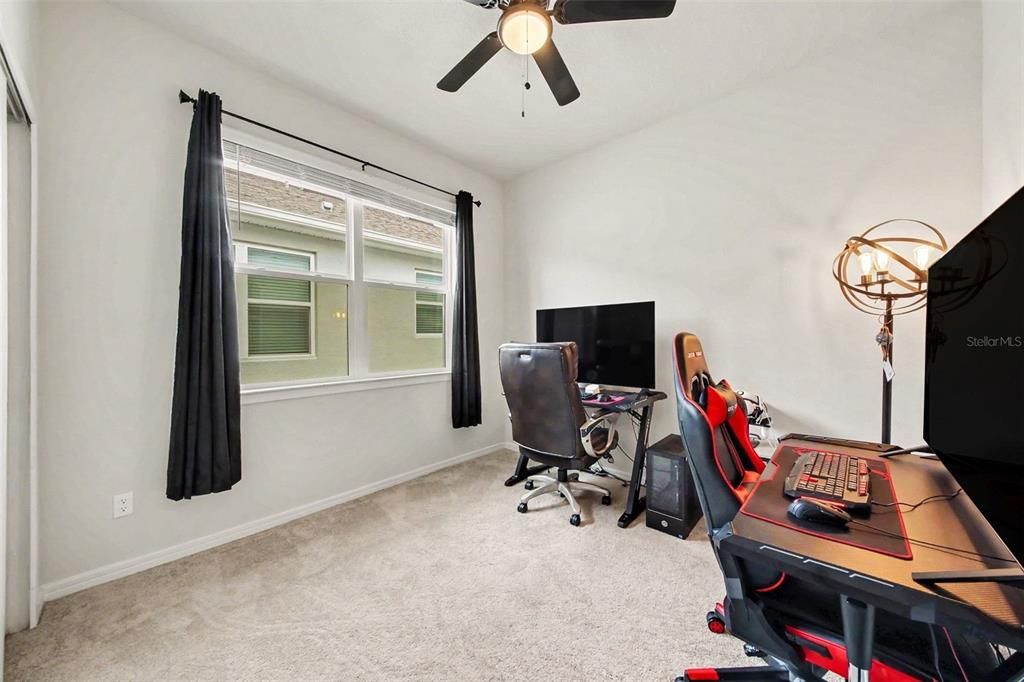 For Sale: $324,000 (3 beds, 2 baths, 1559 Square Feet)