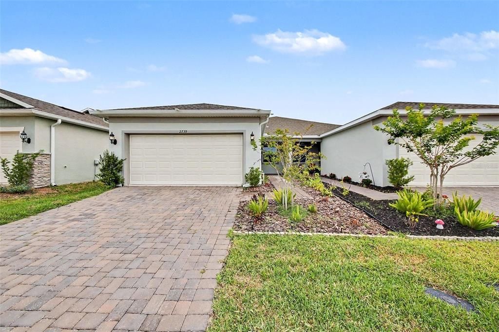 For Sale: $324,000 (3 beds, 2 baths, 1559 Square Feet)