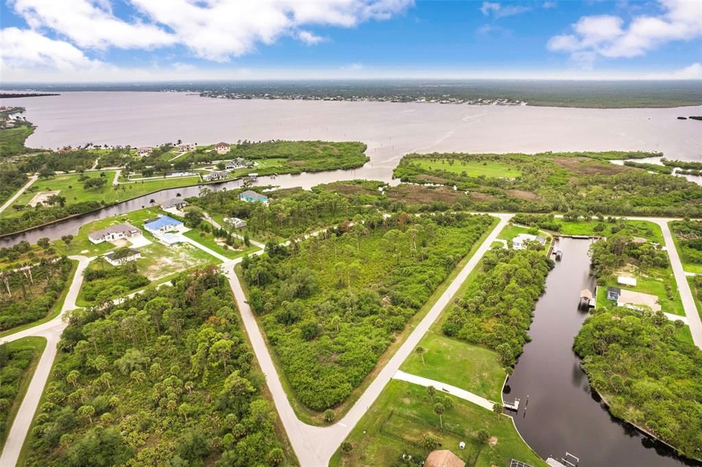 For Sale: $555,000 (5.58 acres)