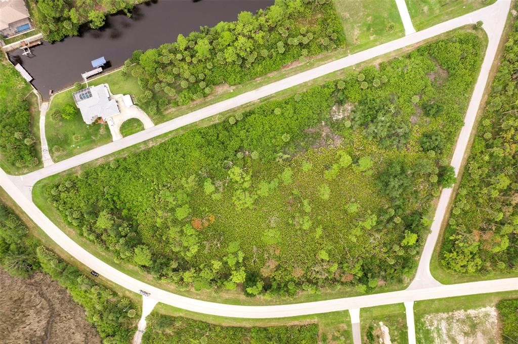 For Sale: $555,000 (5.58 acres)
