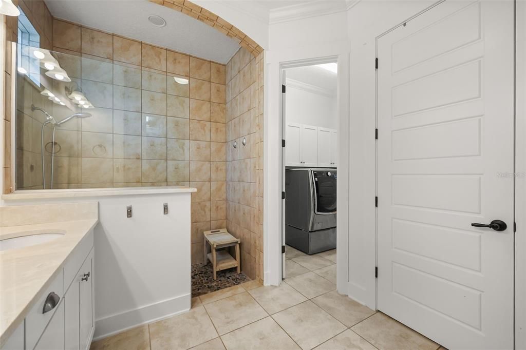 For Sale: $1,175,000 (4 beds, 3 baths, 2667 Square Feet)
