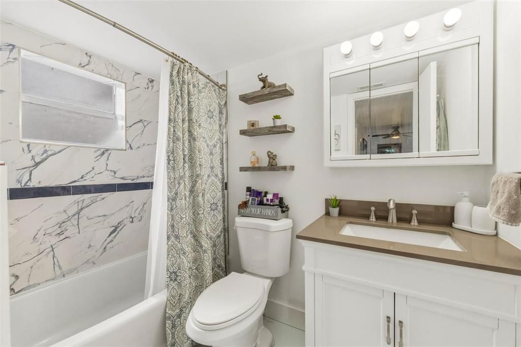 For Sale: $335,000 (3 beds, 2 baths, 1600 Square Feet)