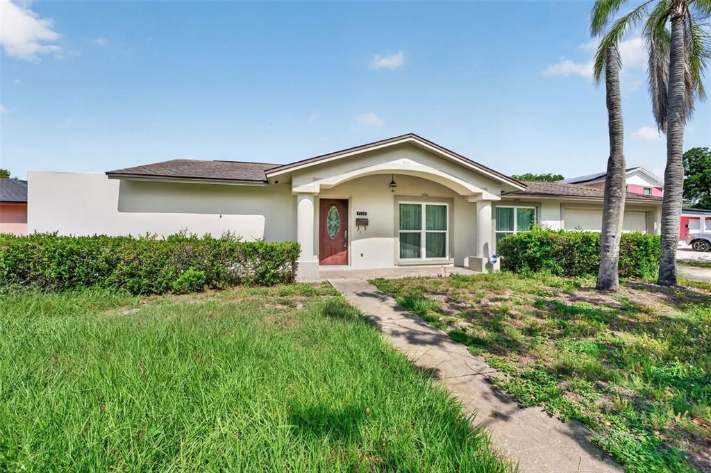 For Sale: $450,000 (4 beds, 2 baths, 1705 Square Feet)