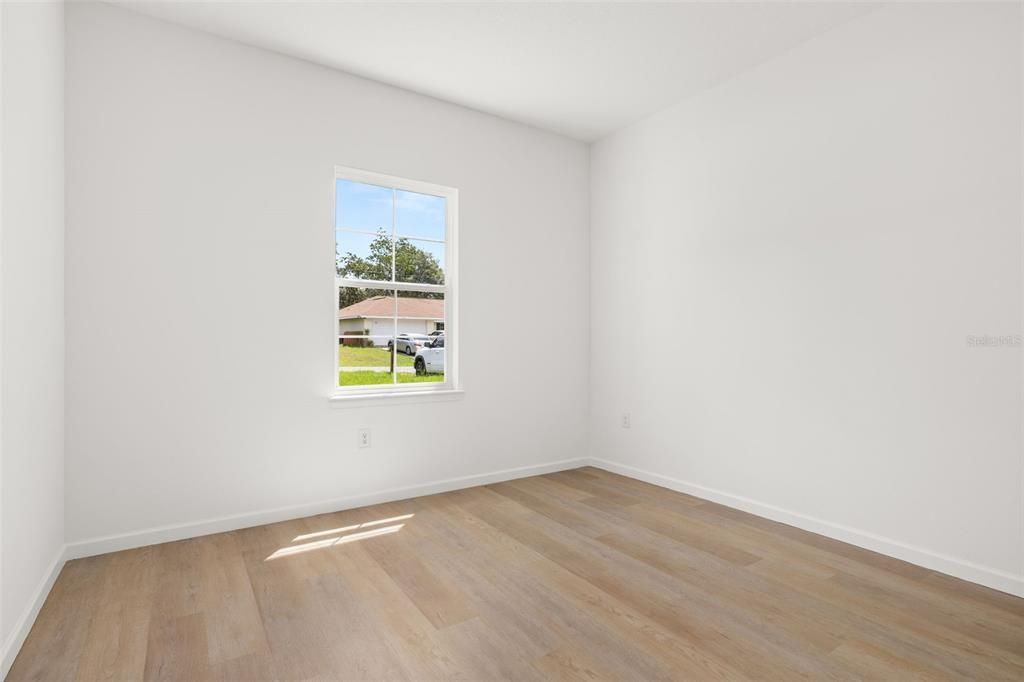 For Sale: $285,000 (3 beds, 2 baths, 1663 Square Feet)