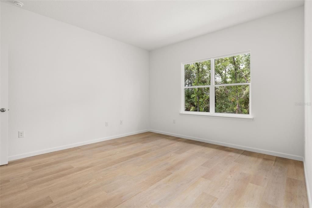For Sale: $285,000 (3 beds, 2 baths, 1663 Square Feet)