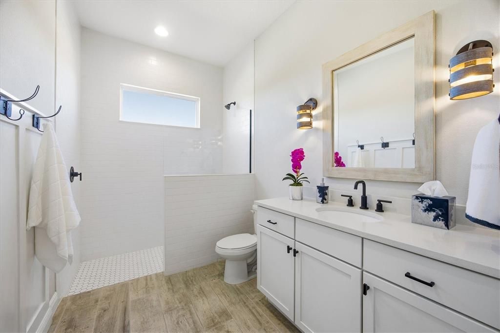 For Sale: $2,199,000 (3 beds, 3 baths, 3459 Square Feet)