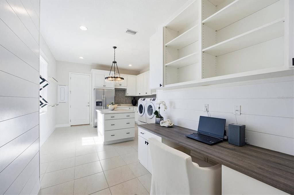 For Sale: $2,199,000 (3 beds, 3 baths, 3459 Square Feet)