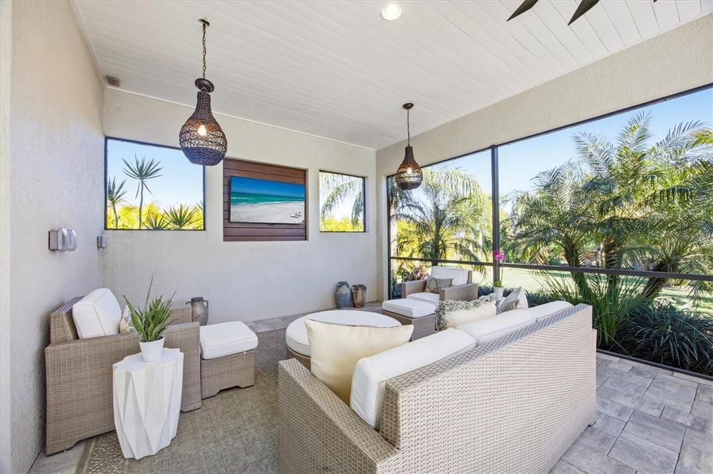 For Sale: $2,199,000 (3 beds, 3 baths, 3459 Square Feet)