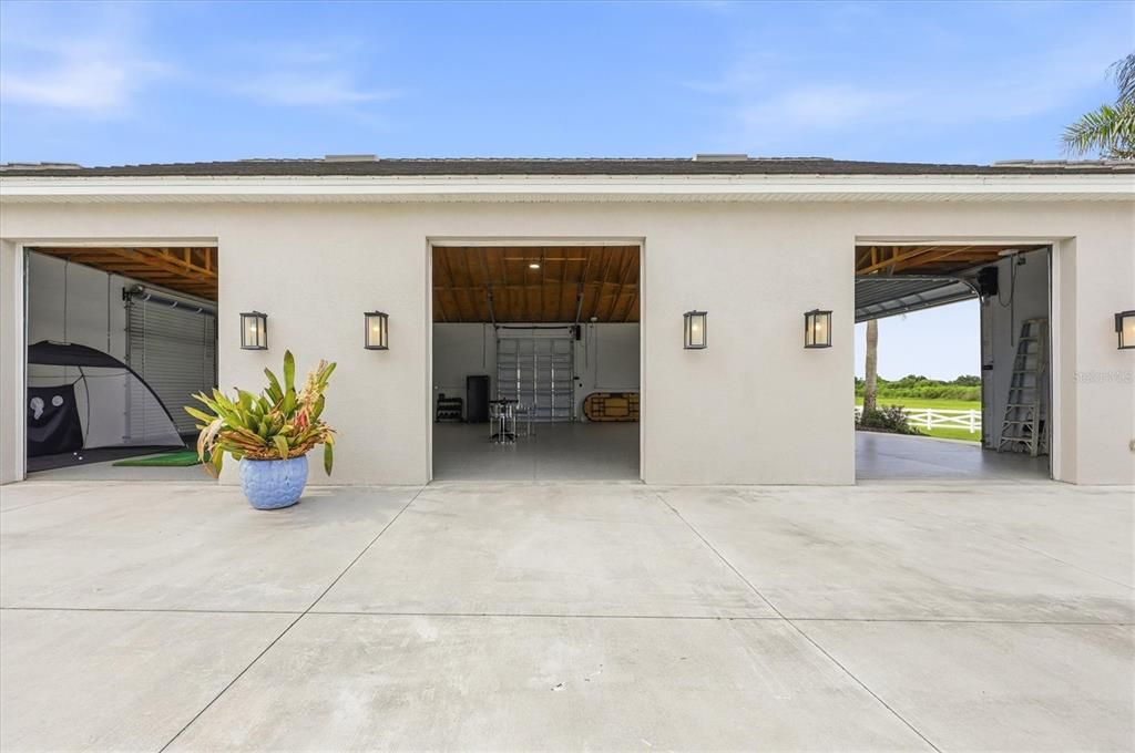 For Sale: $2,199,000 (3 beds, 3 baths, 3459 Square Feet)