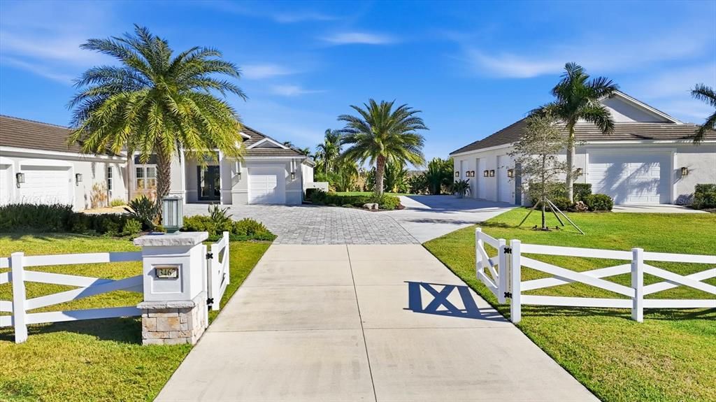 For Sale: $2,199,000 (3 beds, 3 baths, 3459 Square Feet)