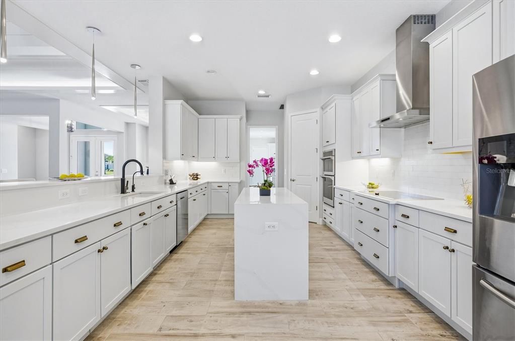 For Sale: $2,199,000 (3 beds, 3 baths, 3459 Square Feet)