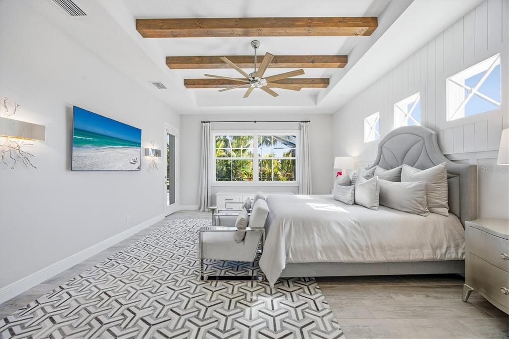 For Sale: $2,199,000 (3 beds, 3 baths, 3459 Square Feet)