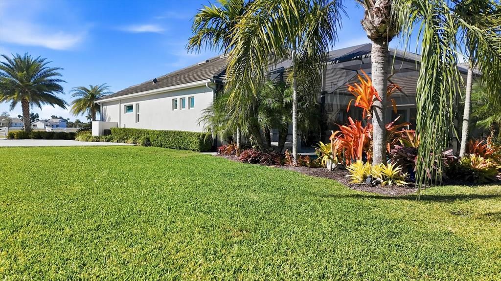 For Sale: $2,199,000 (3 beds, 3 baths, 3459 Square Feet)