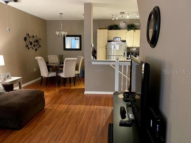 В аренду: $1,495 (1 спален, 1 ванн, 896 Квадратных фут)