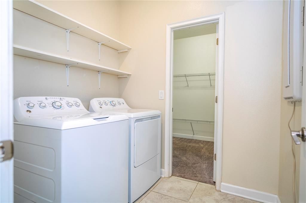 En Renta: $2,950 (3 camas, 2 baños, 1776 Pies cuadrados)