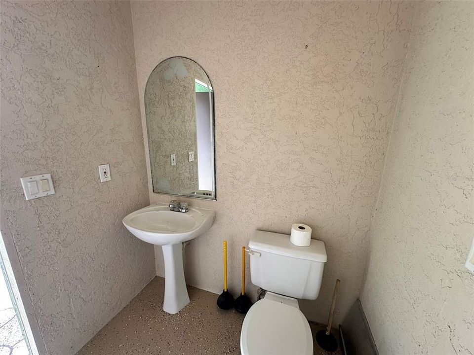 В аренду: $1,750 (2 спален, 1 ванн, 1136 Квадратных фут)