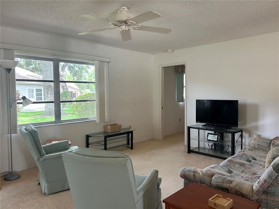 For Sale: $289,900 (2 beds, 2 baths, 1495 Square Feet)