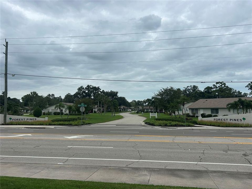 For Sale: $289,900 (2 beds, 2 baths, 1495 Square Feet)