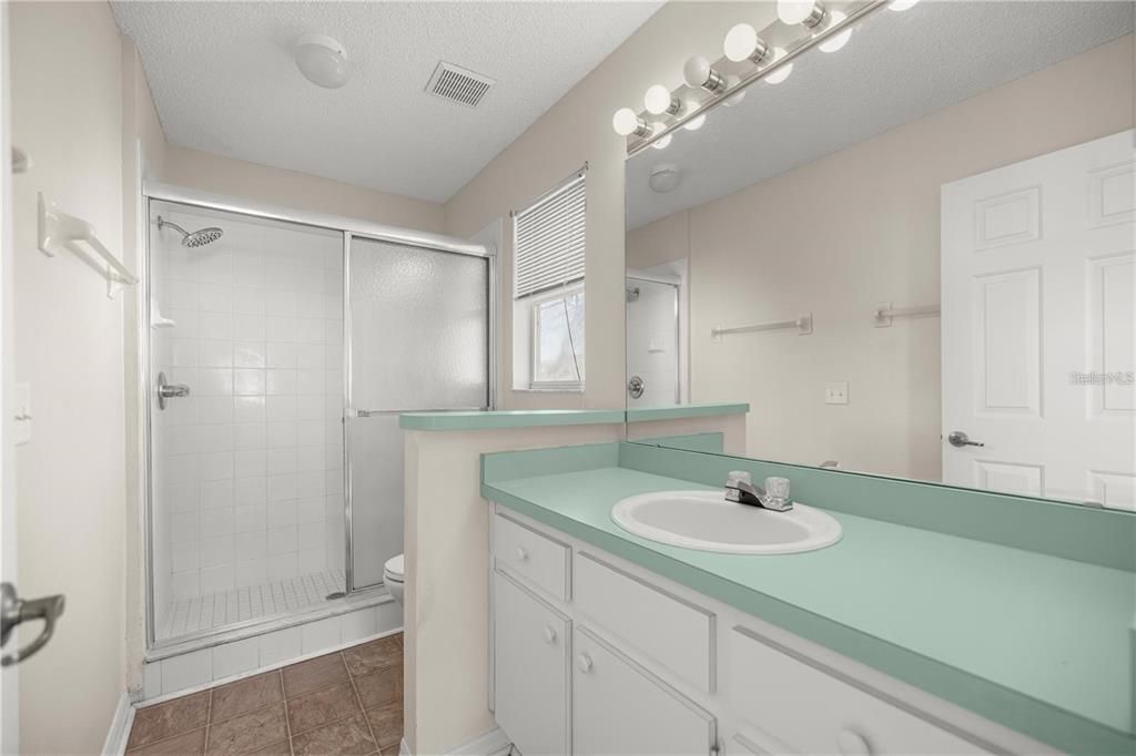 For Rent: $1,500 (2 beds, 2 baths, 1420 Square Feet)