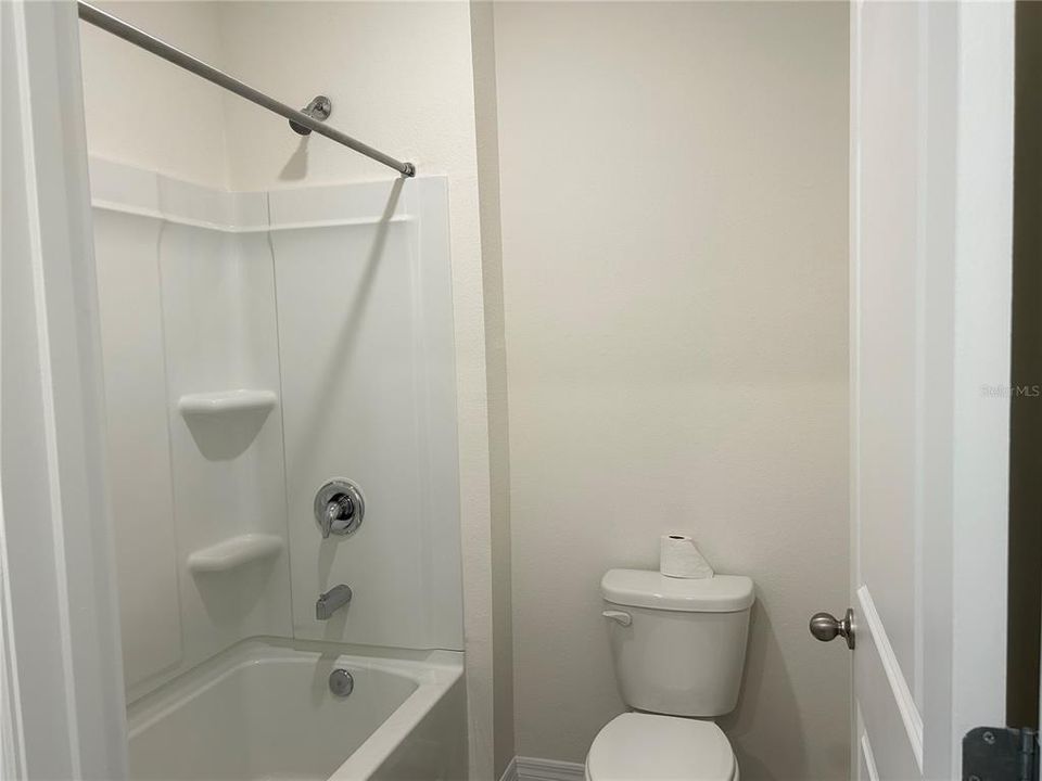 В аренду: $3,350 (5 спален, 3 ванн, 2605 Квадратных фут)