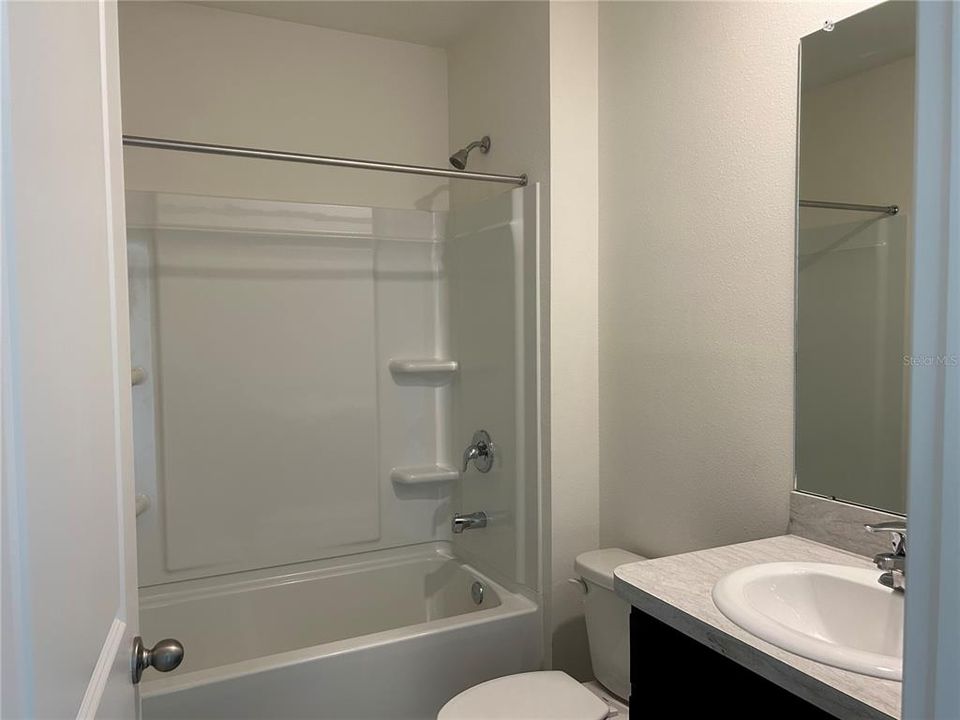 В аренду: $3,350 (5 спален, 3 ванн, 2605 Квадратных фут)