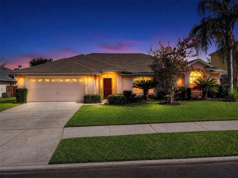 For Sale: $350,000 (4 beds, 2 baths, 2331 Square Feet)