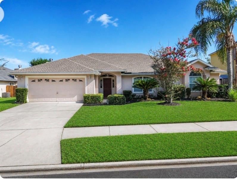 For Sale: $350,000 (4 beds, 2 baths, 2331 Square Feet)