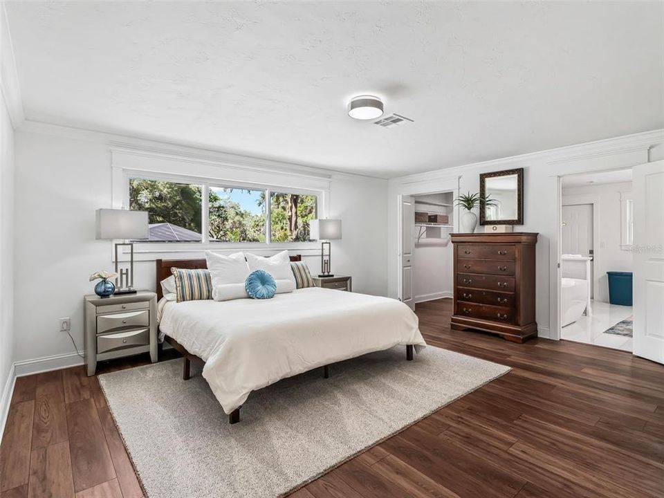 For Sale: $1,325,000 (3 beds, 2 baths, 2167 Square Feet)
