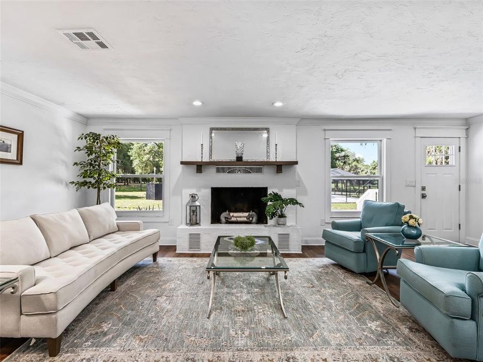 For Sale: $1,325,000 (3 beds, 2 baths, 2167 Square Feet)