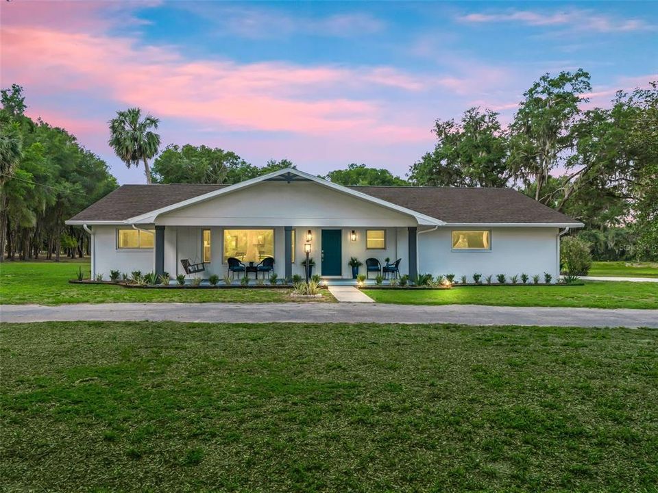 For Sale: $1,325,000 (3 beds, 2 baths, 2167 Square Feet)