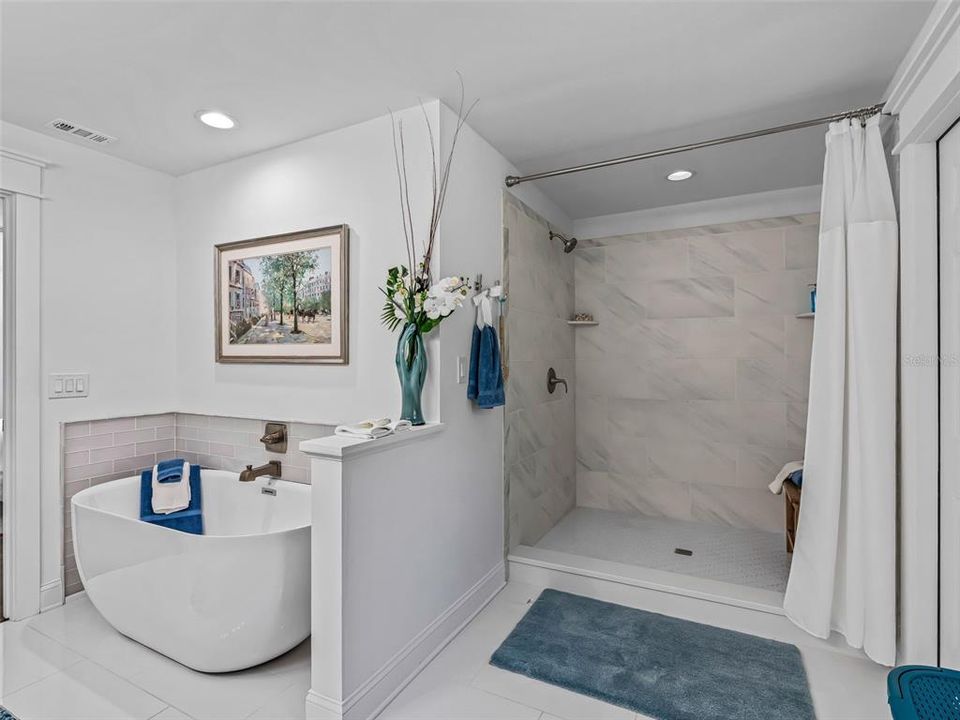 For Sale: $1,325,000 (3 beds, 2 baths, 2167 Square Feet)