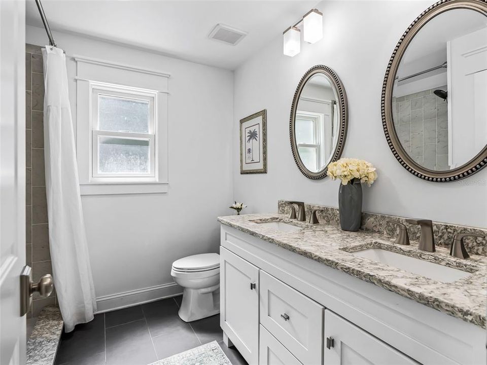 For Sale: $1,325,000 (3 beds, 2 baths, 2167 Square Feet)