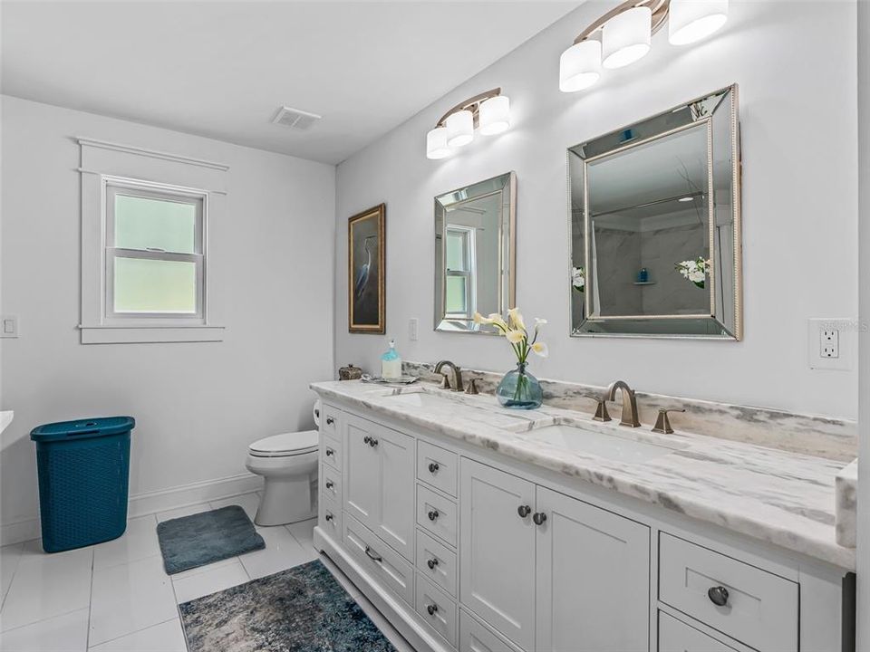 For Sale: $1,325,000 (3 beds, 2 baths, 2167 Square Feet)