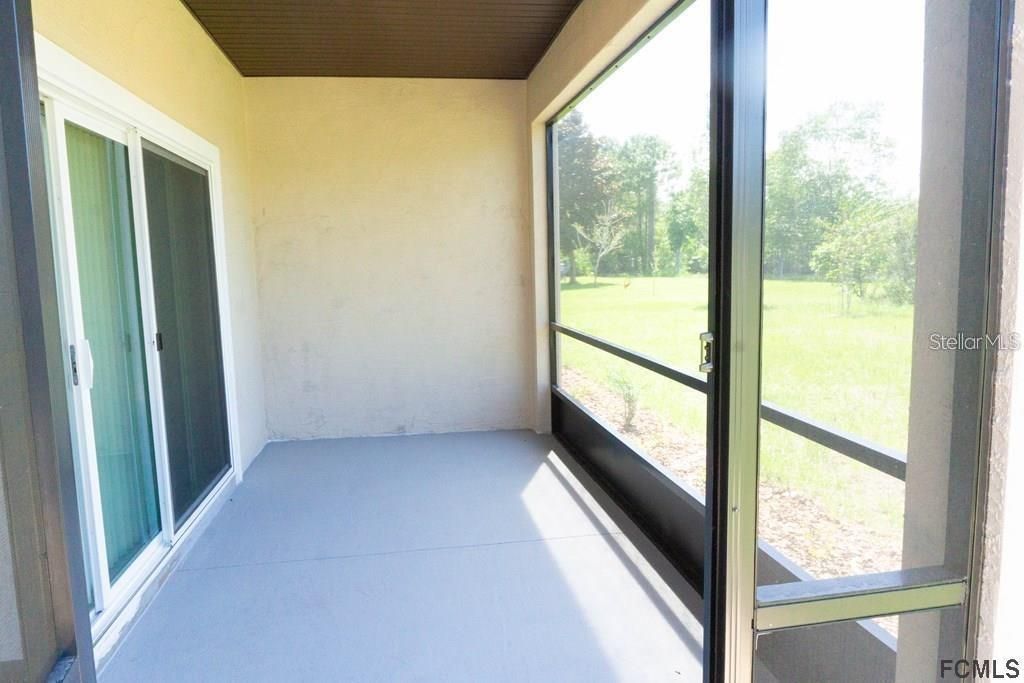 For Rent: $1,800 (3 beds, 2 baths, 1185 Square Feet)