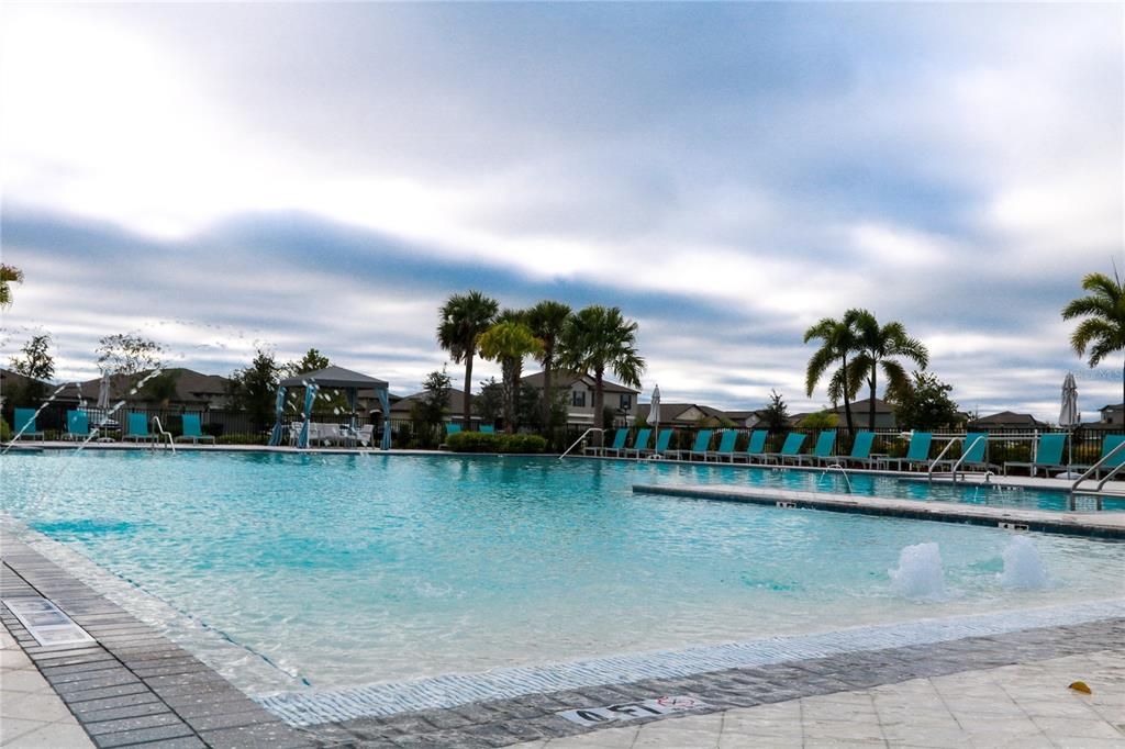 For Sale: $380,000 (4 beds, 2 baths, 1936 Square Feet)