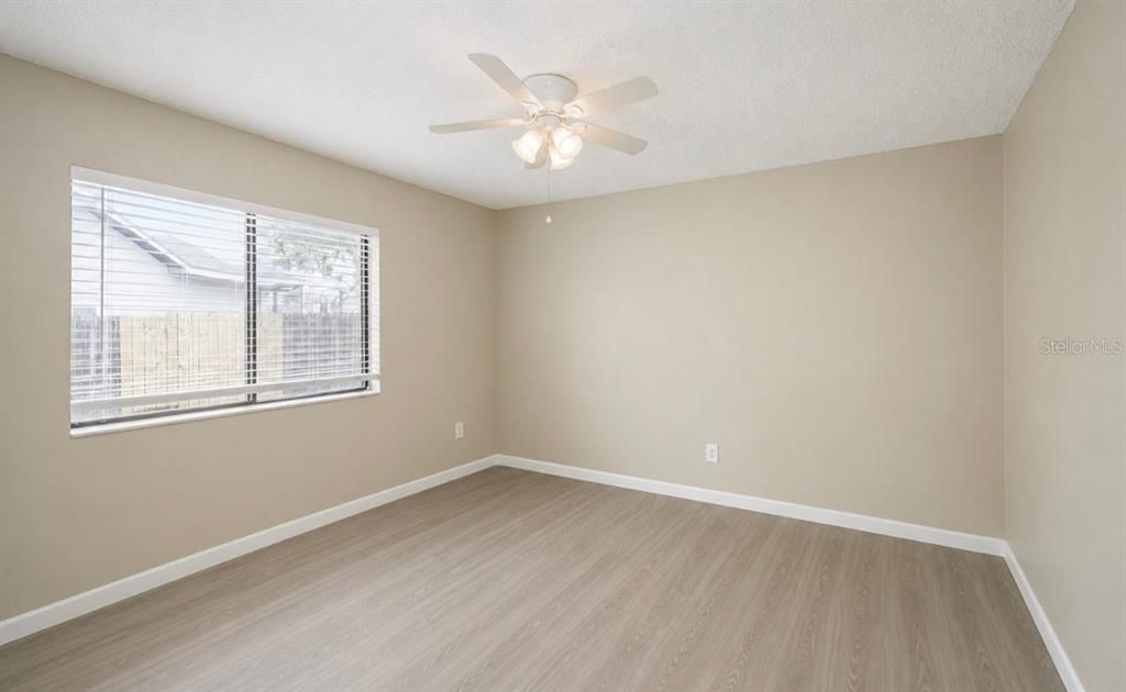 В аренду: $1,800 (3 спален, 2 ванн, 1314 Квадратных фут)