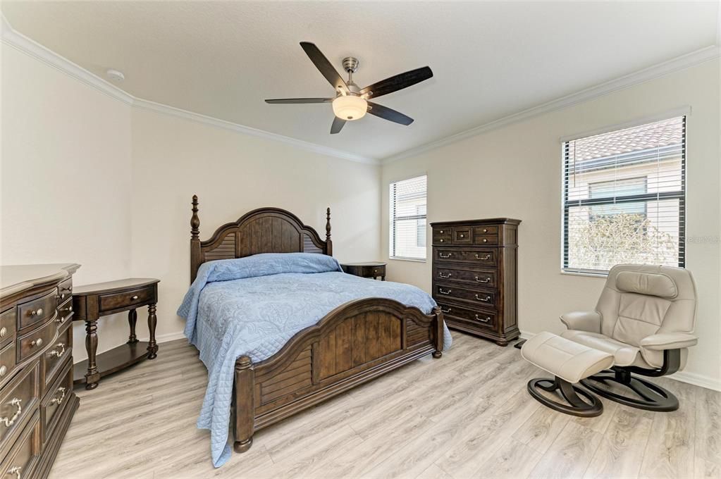 For Sale: $469,000 (2 beds, 2 baths, 1908 Square Feet)