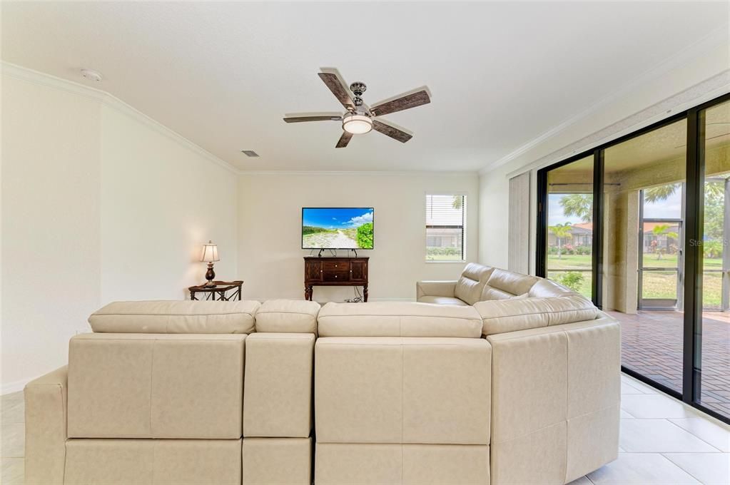 For Sale: $469,000 (2 beds, 2 baths, 1908 Square Feet)