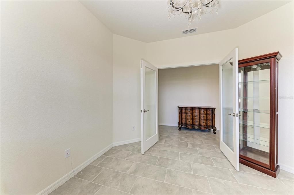 For Sale: $469,000 (2 beds, 2 baths, 1908 Square Feet)