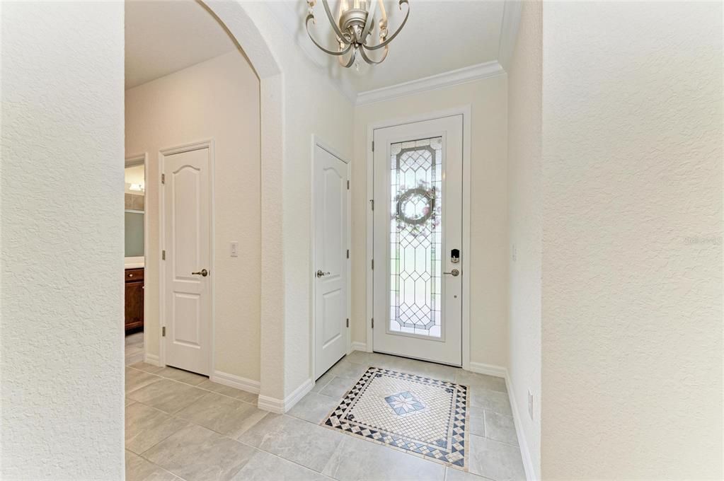 For Sale: $469,000 (2 beds, 2 baths, 1908 Square Feet)