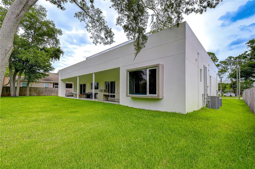 En Venta: $880,000 (4 camas, 3 baños, 3014 Pies cuadrados)