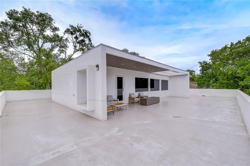 En Venta: $880,000 (4 camas, 3 baños, 3014 Pies cuadrados)