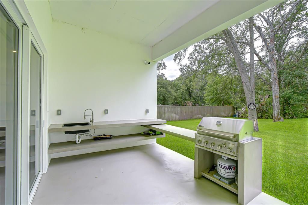 En Venta: $880,000 (4 camas, 3 baños, 3014 Pies cuadrados)