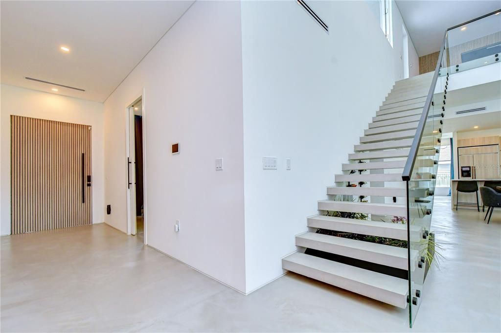 En Venta: $880,000 (4 camas, 3 baños, 3014 Pies cuadrados)